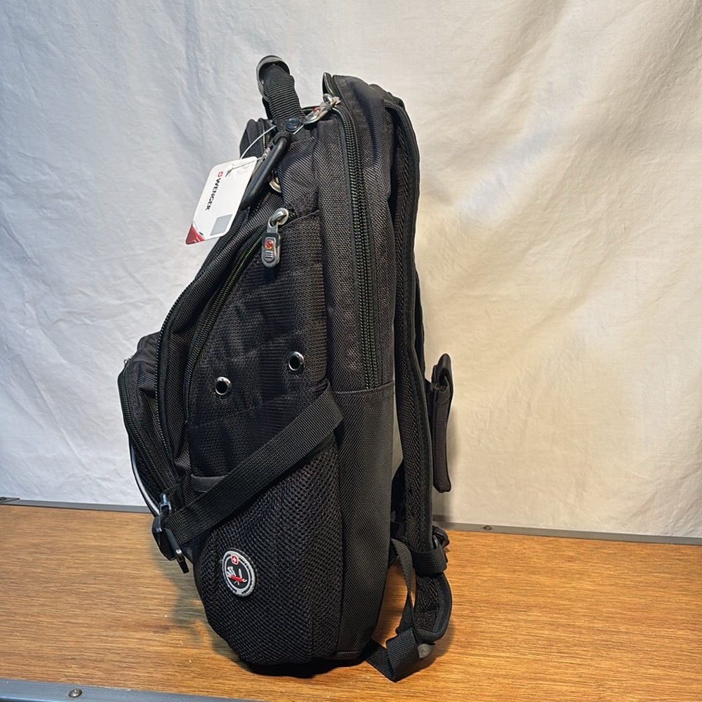 Wenger Backpack - Picture 2 of 13